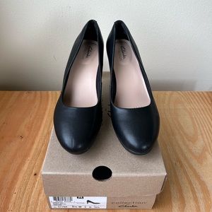 Clarks - black pumps - NEW - never worn